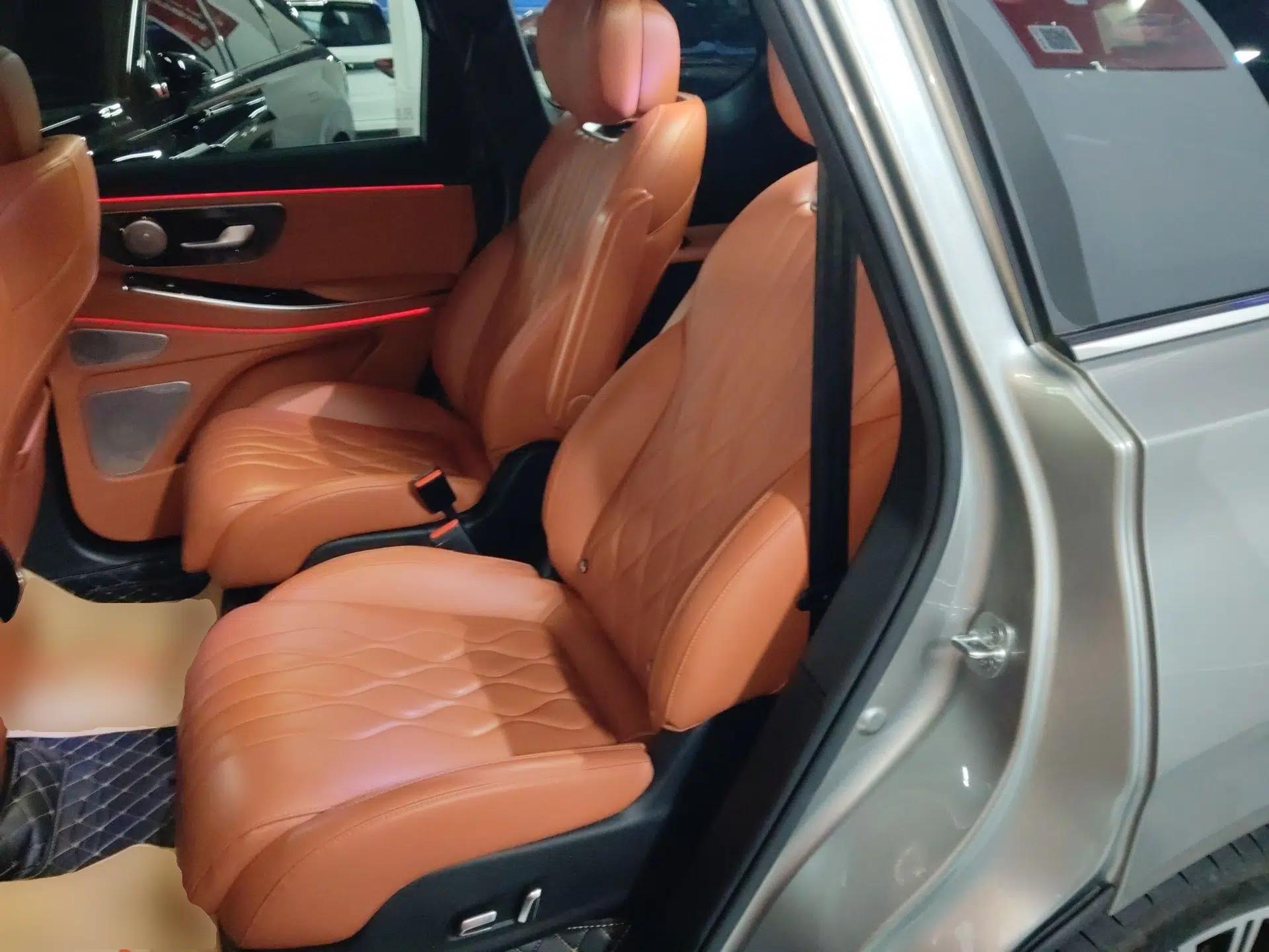 EXEED Lanyue C-DM 2025 180 Ultra-Long Range Max All-Wheel Drive 7-Seater — миниатюра 20