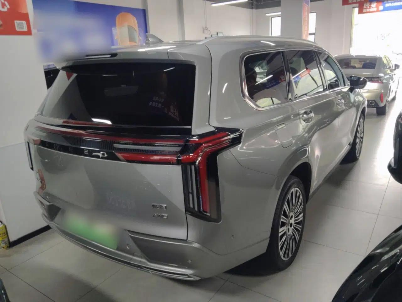 EXEED Lanyue C-DM 2025 180 Ultra-Long Range Max All-Wheel Drive 7-Seater — миниатюра 6