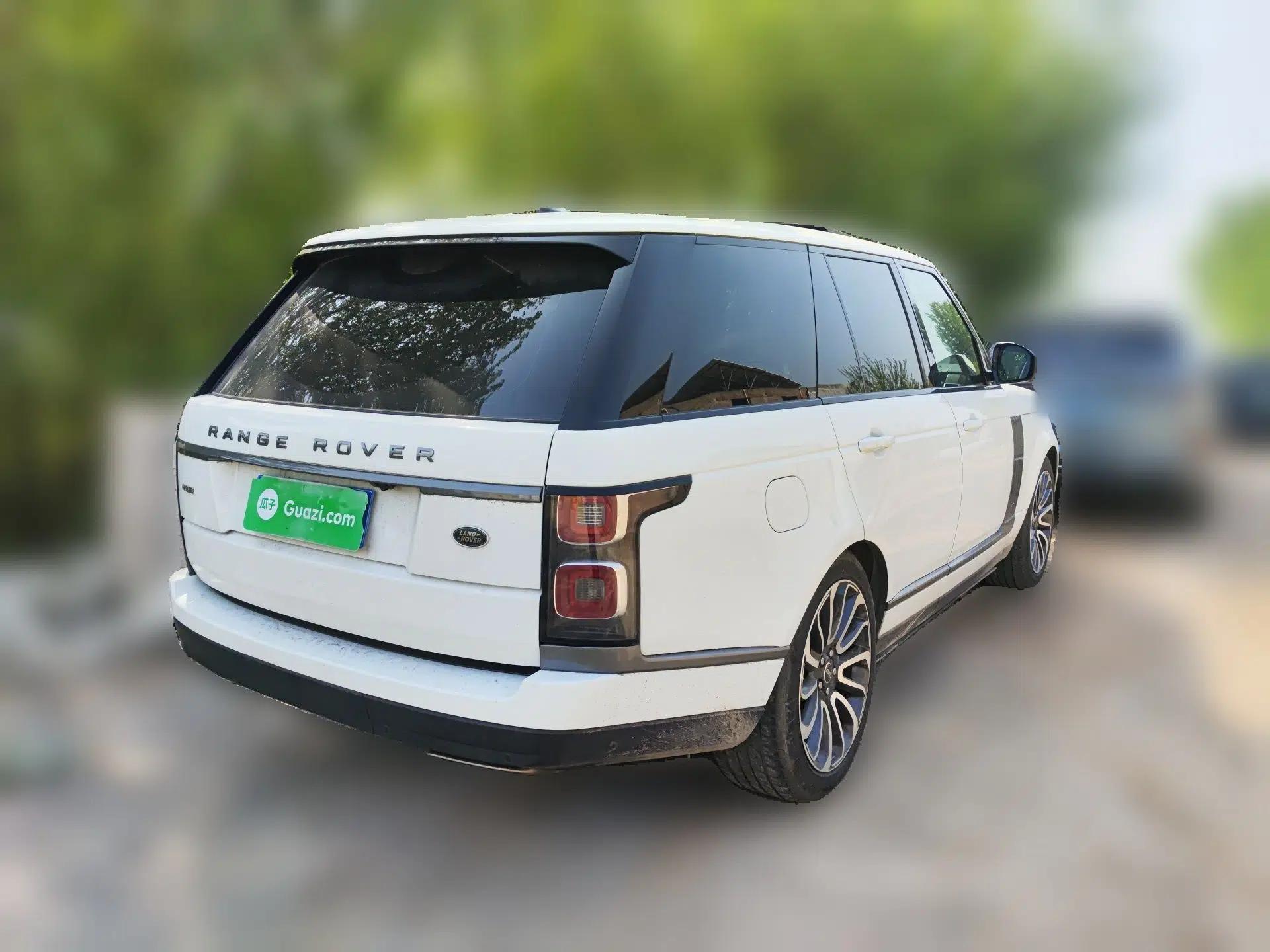 Land Rover Range Vogue 2018 3.0T Gasoline HSE Middle East — миниатюра 6