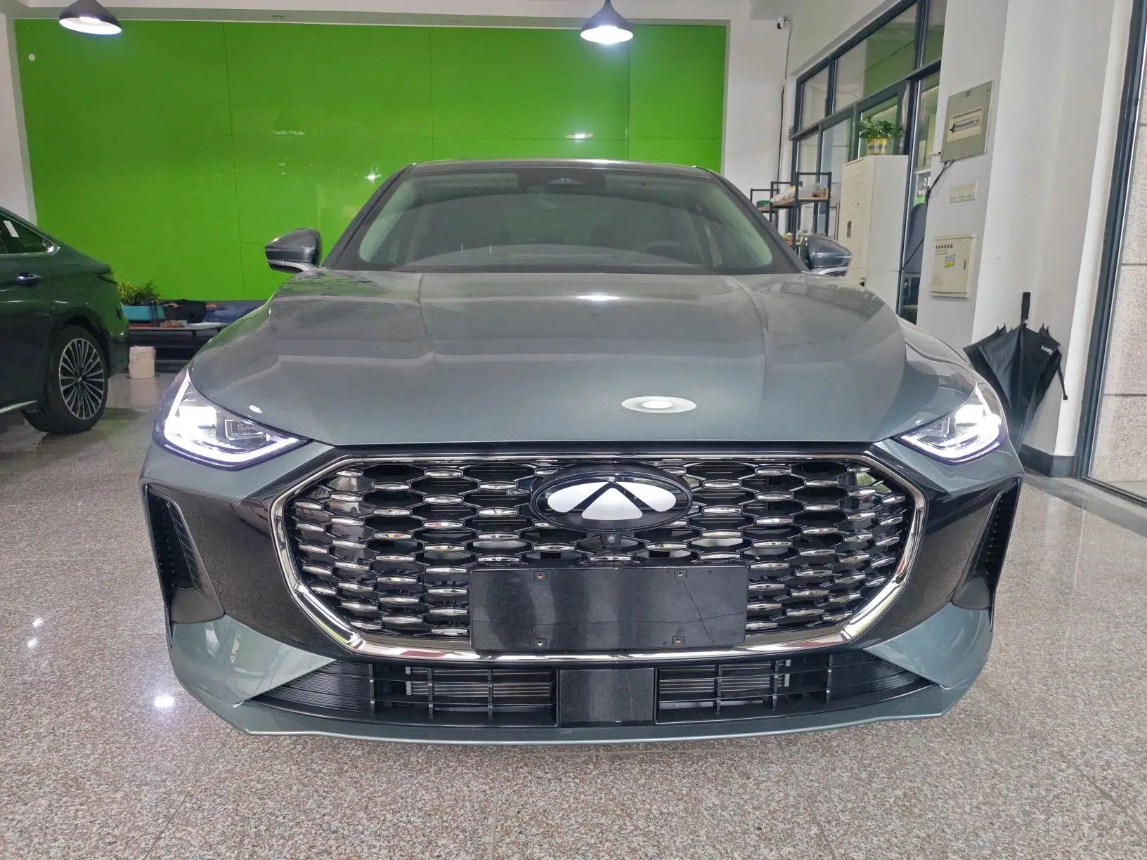 Chery Fengyun A8L 2025 1.5 TGDI 145 km Luxury Version — миниатюра 2