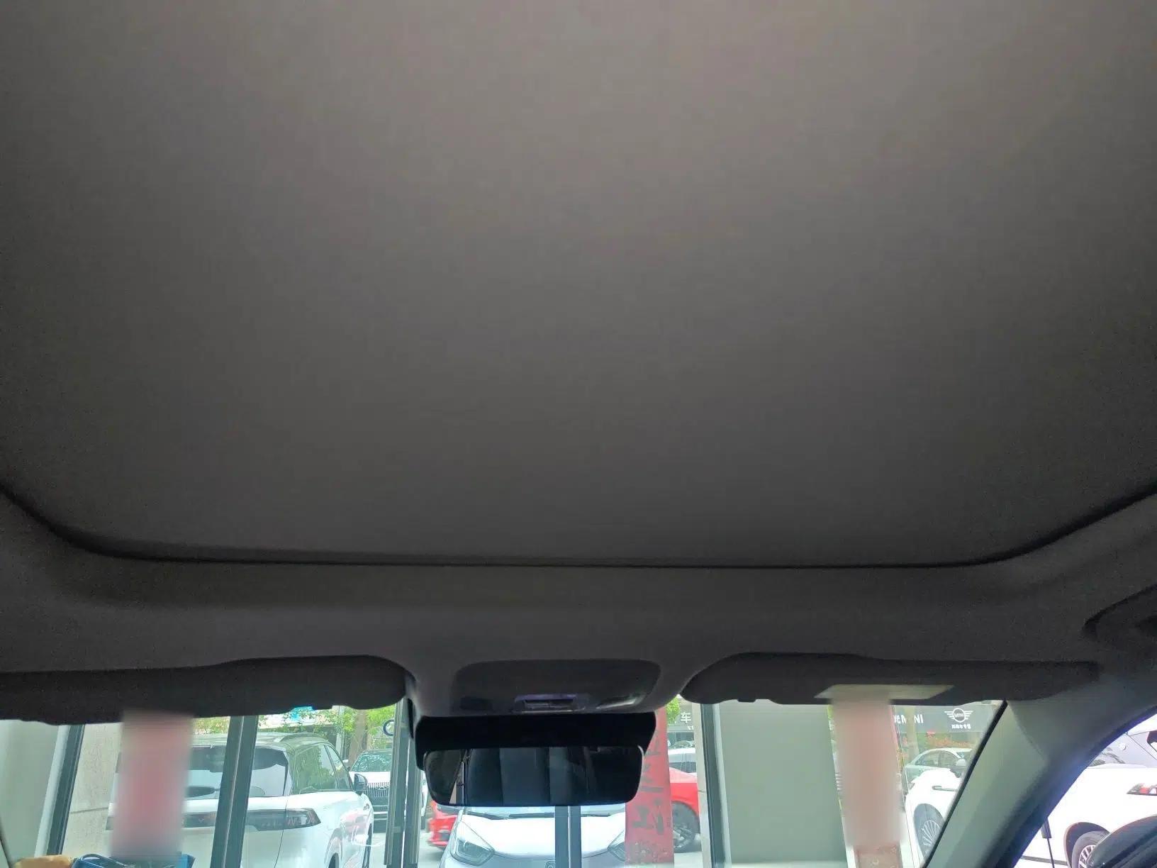 Chery Fengyun A8L 2025 1.5 TGDI 145 km Luxury Version — миниатюра 21