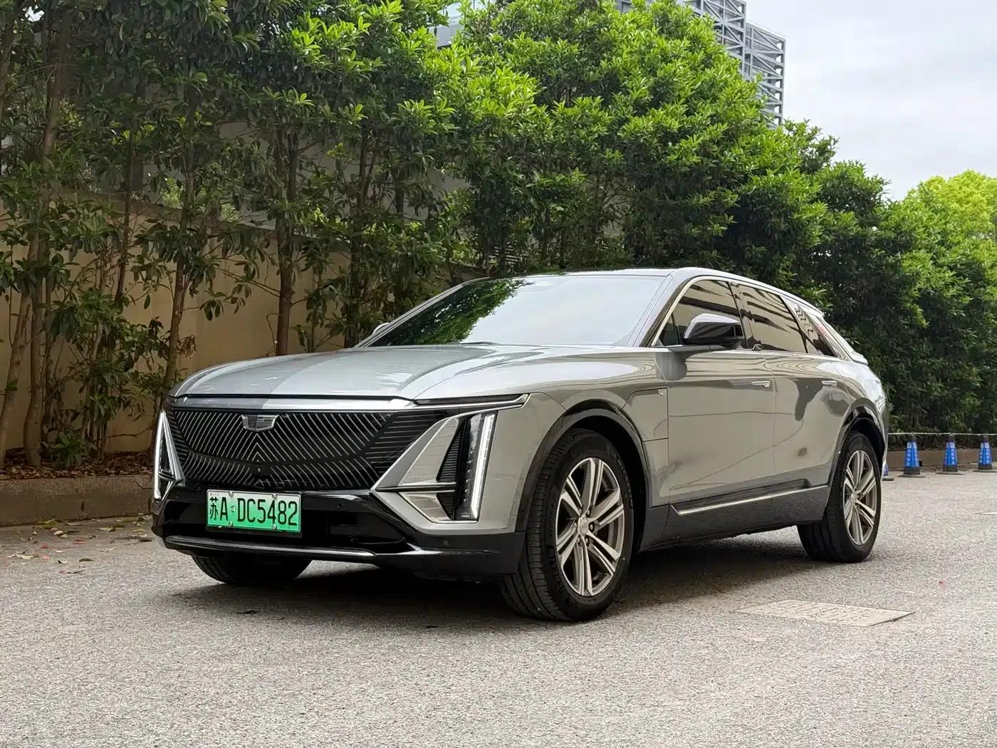 iQ Ruige 2022 Rear-Wheel Drive Long-Range Luxury Edition — миниатюра 1
