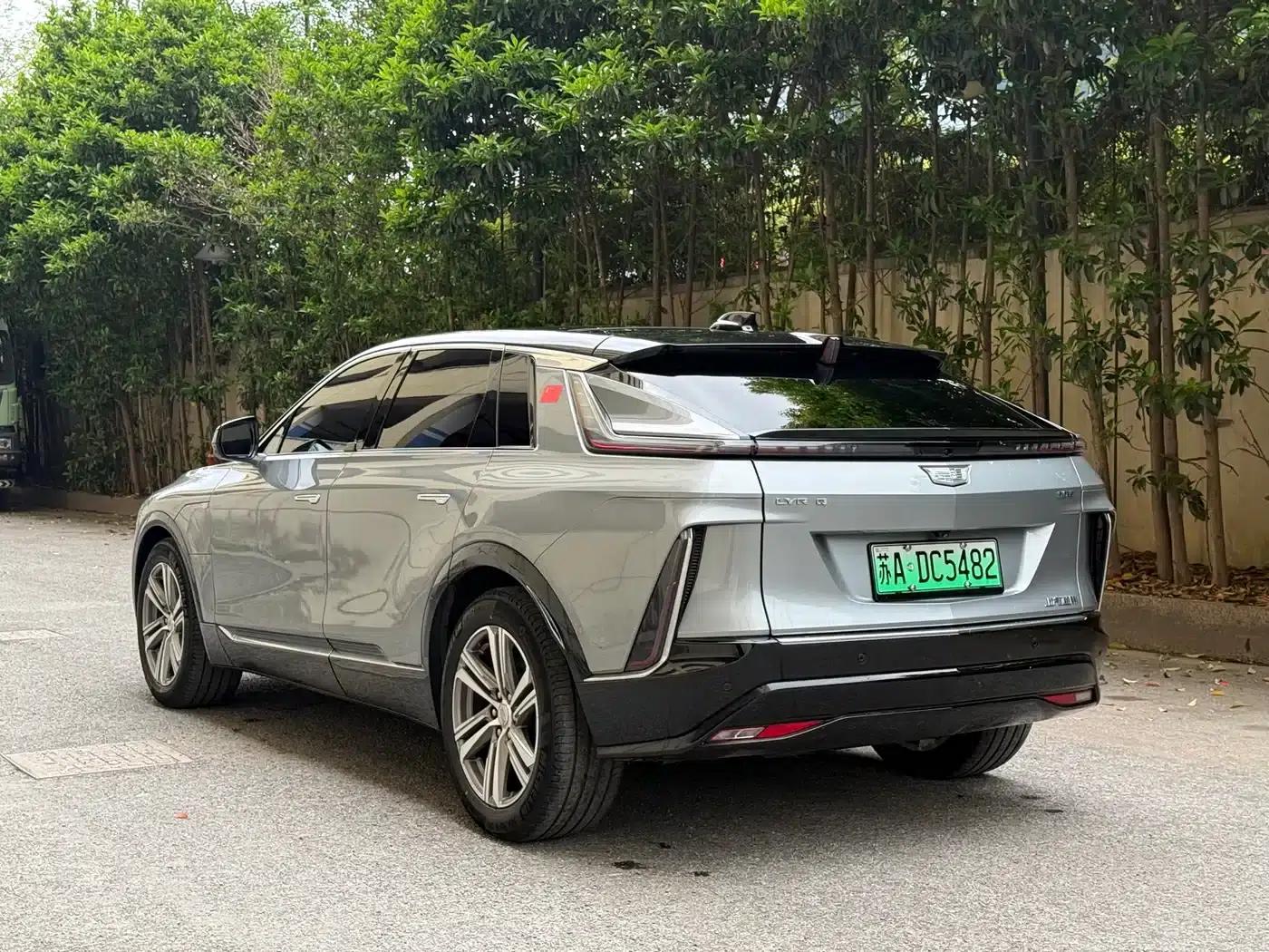 iQ Ruige 2022 Rear-Wheel Drive Long-Range Luxury Edition — миниатюра 6