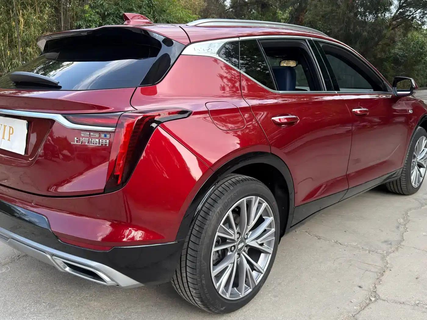 2023 Cadillac GT4 25T Luxury — миниатюра 12