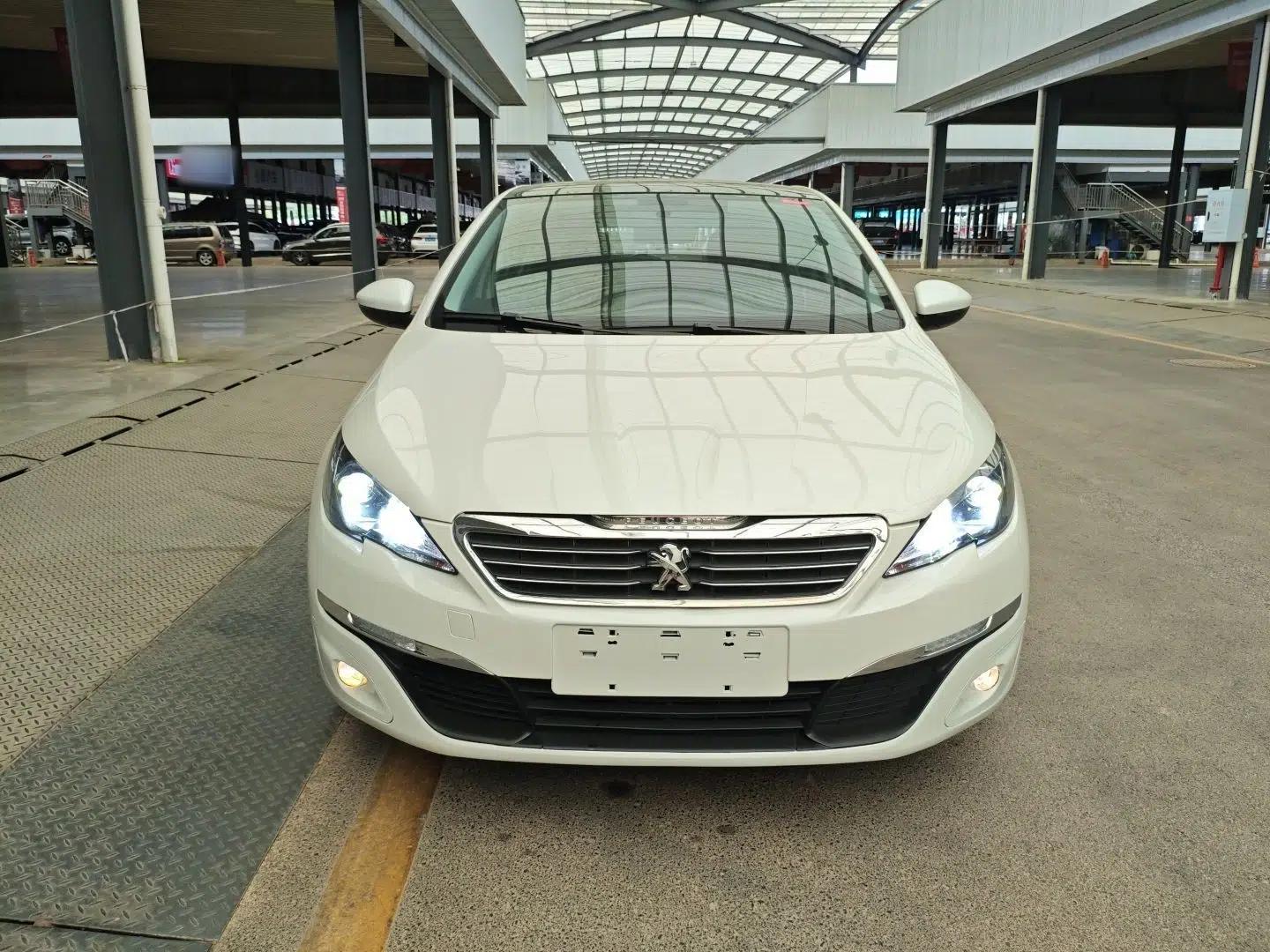 Peugeot 308S 2015 1.2T Automatic Jingchi Edition — миниатюра 2