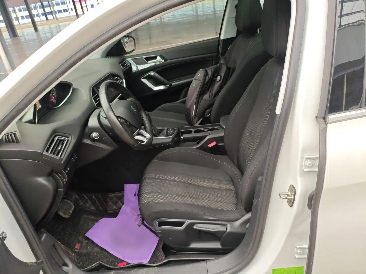 Peugeot 308S 2015 1.2T Automatic Jingchi Edition — миниатюра 18