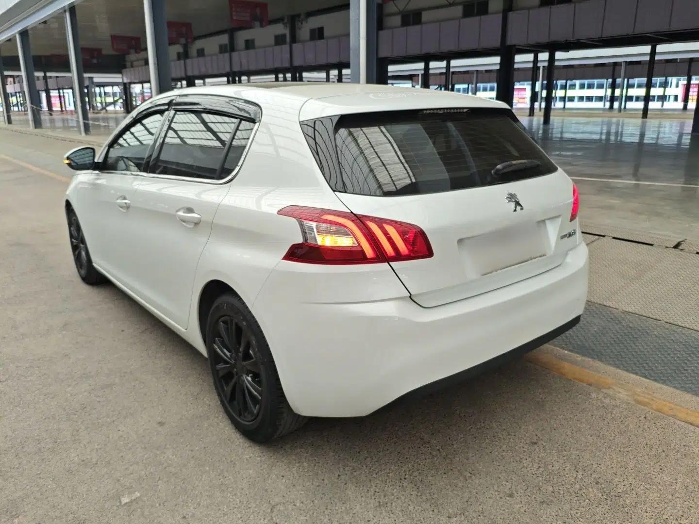 Peugeot 308S 2015 1.2T Automatic Jingchi Edition — миниатюра 4