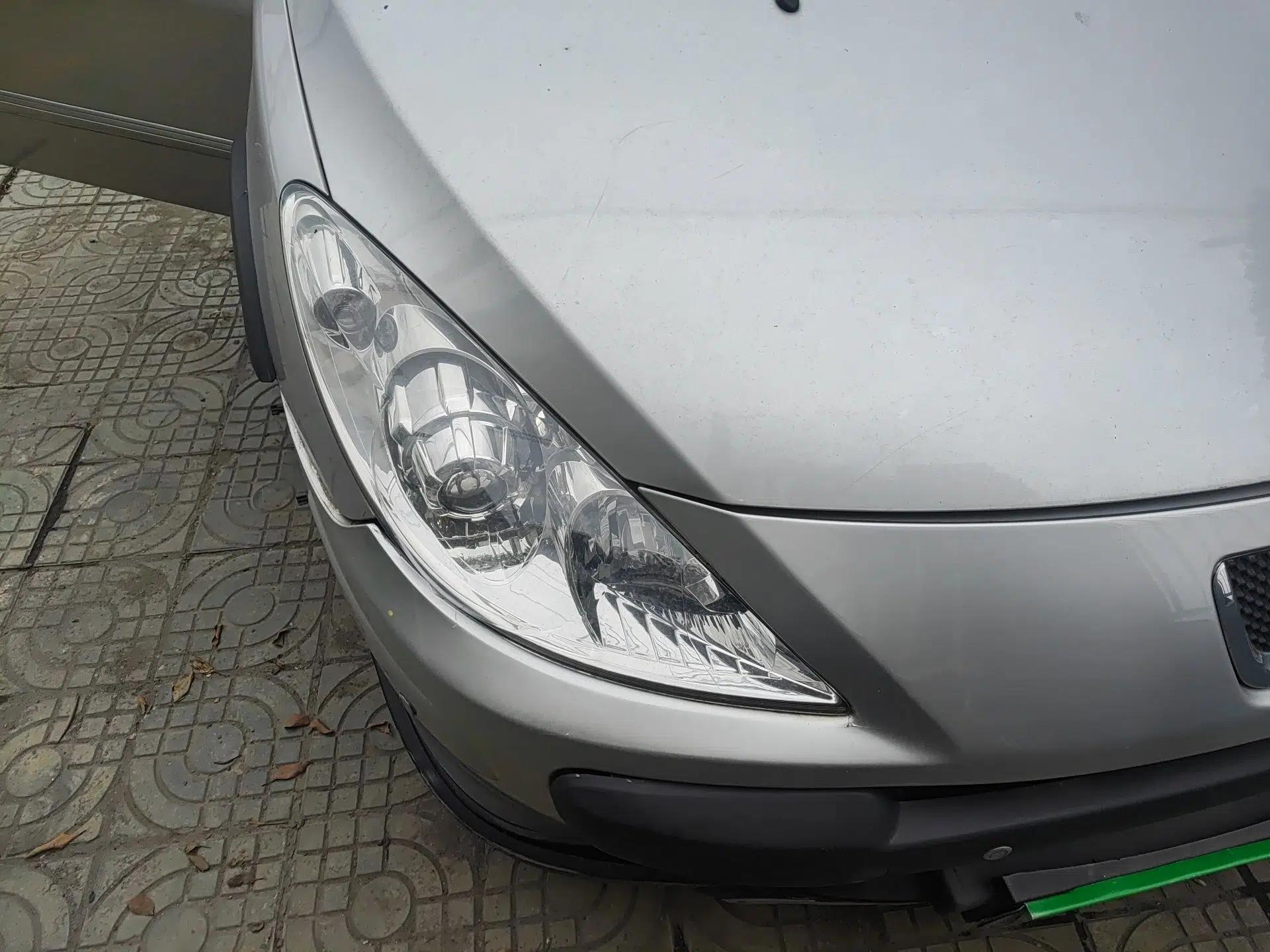 Peugeot 307 2012 Hatchback 1.6L Automatic Comfort Edition — миниатюра 7