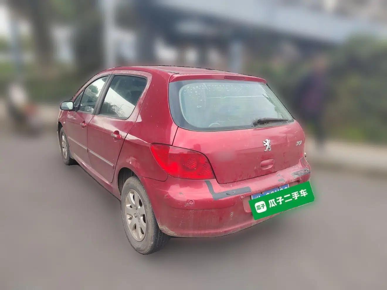 Peugeot 307 2012 Hatchback 1.6L Manual Comfort Edition — миниатюра 4