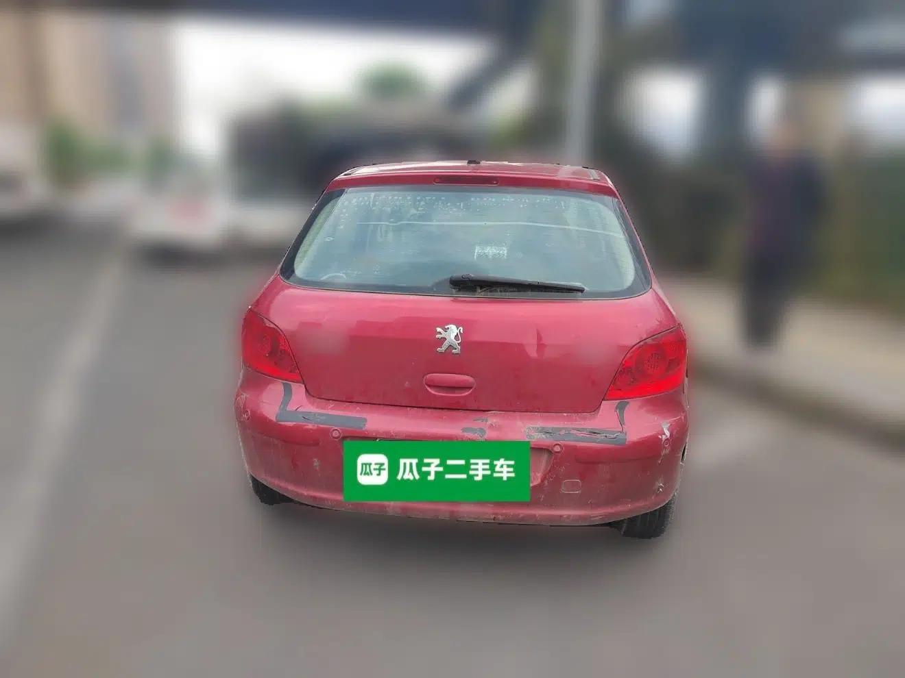 Peugeot 307 2012 Hatchback 1.6L Manual Comfort Edition — миниатюра 5