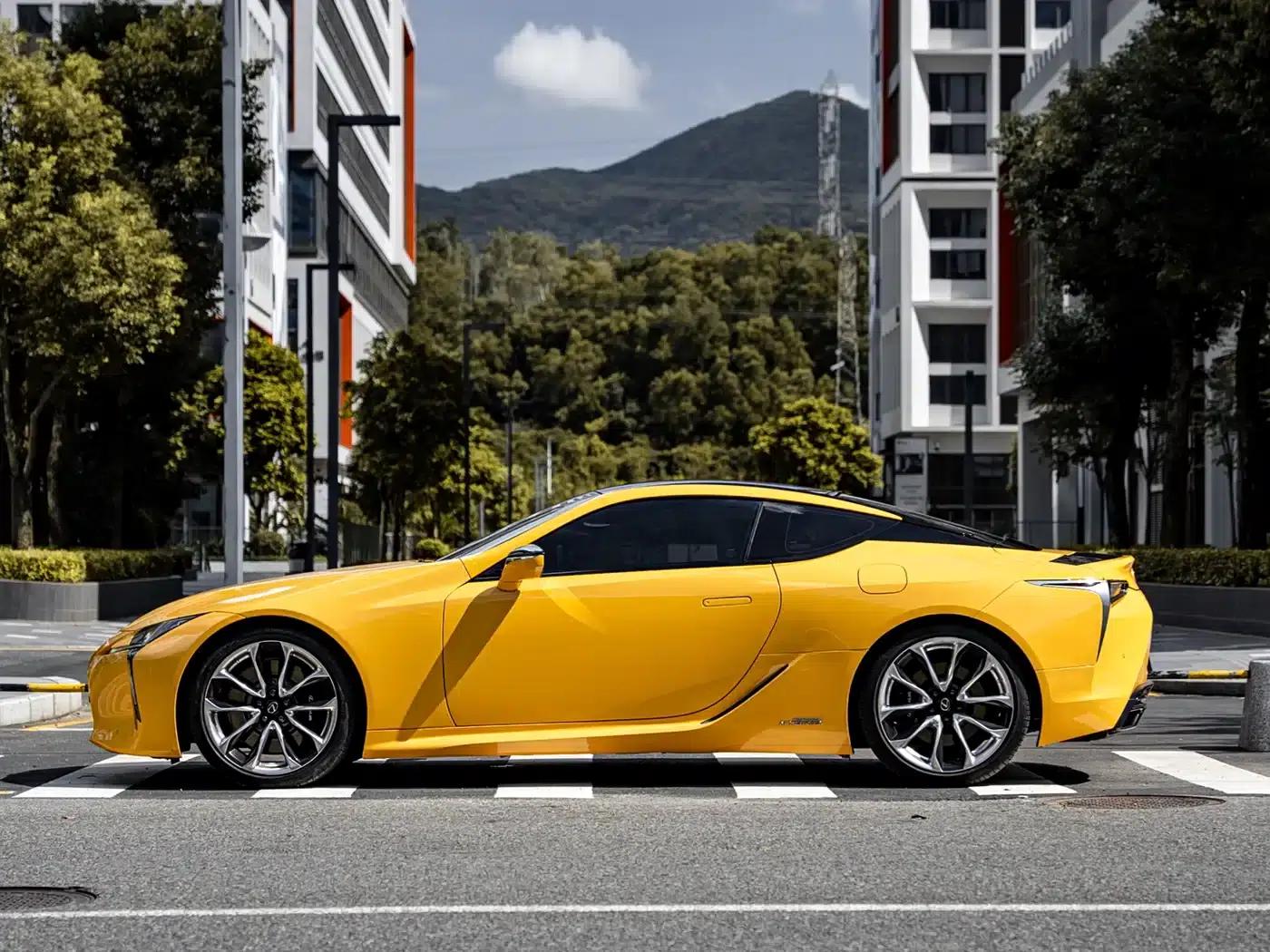 Lexus LC 2019 500h Special Edition (China V emission standard) — миниатюра 18