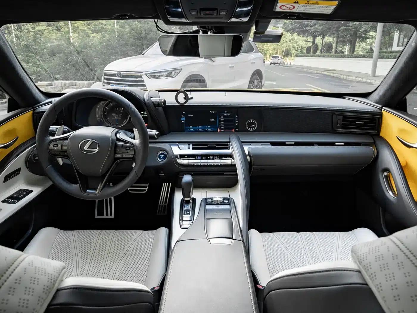 Lexus LC 2019 500h Special Edition (China V emission standard) — миниатюра 8