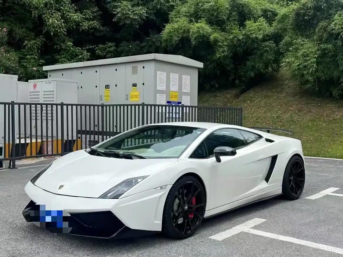 2012 Gallardo LP 560-4 Gold Edition — миниатюра 3