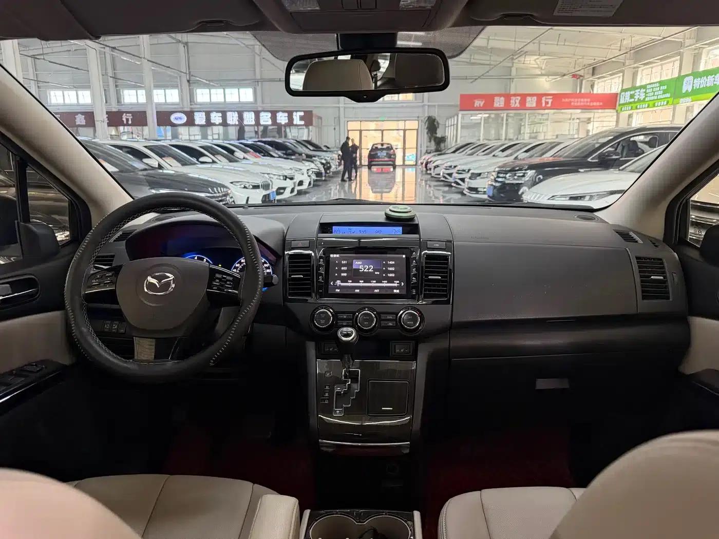 Mazda 8 2015 2.5L Navigator Edition — миниатюра 17