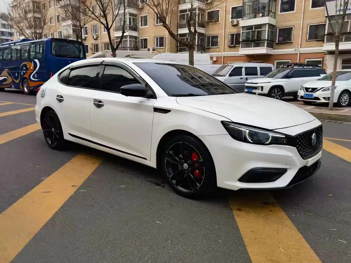 MG6 PHEV 2019 50T Trophy 5-Second Edition — миниатюра 3