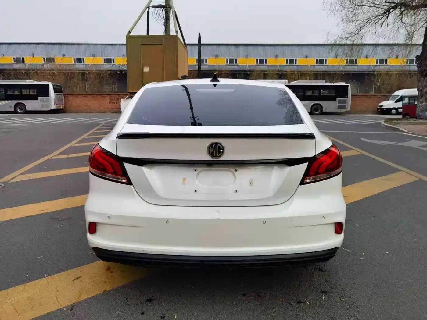 MG6 PHEV 2019 50T Trophy 5-Second Edition — миниатюра 4