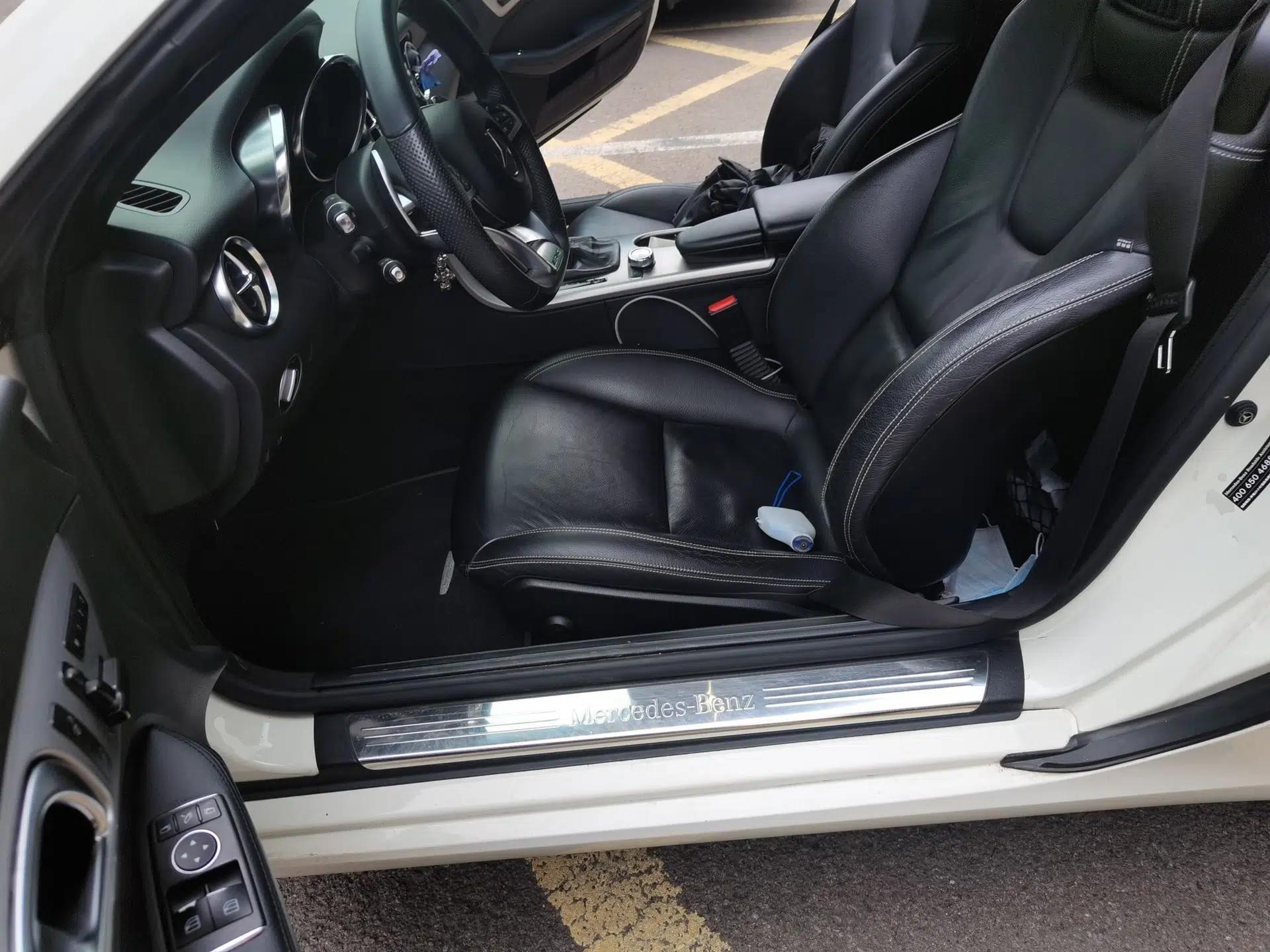 Mercedes-Benz SLK-Class 2011 SLK 200 Fashion Model — миниатюра 16