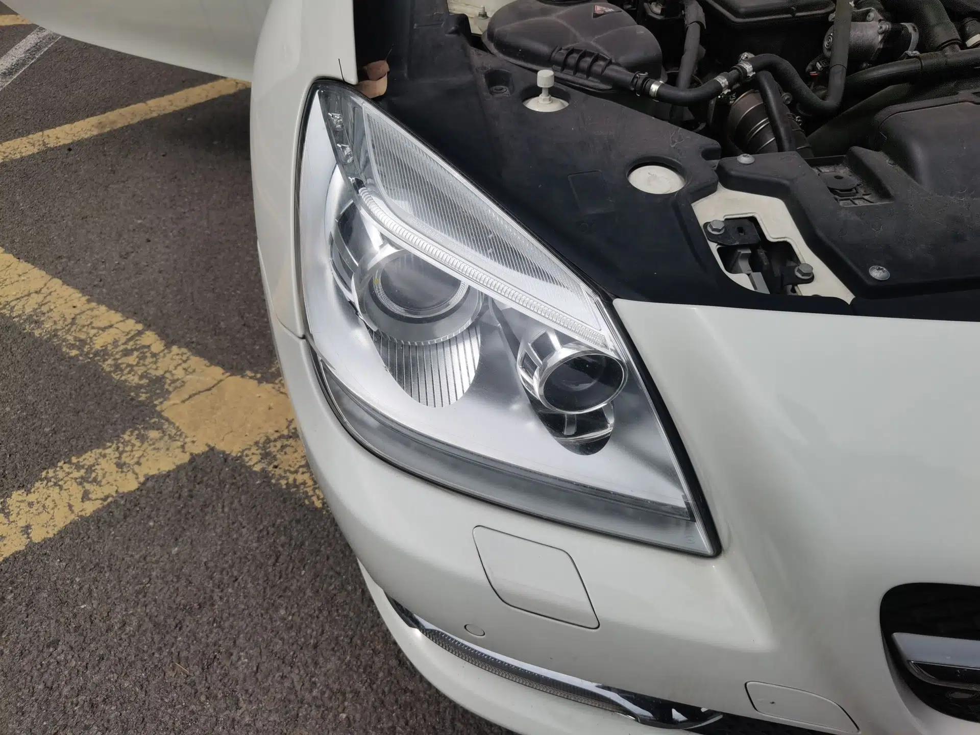 Mercedes-Benz SLK-Class 2011 SLK 200 Fashion Model — миниатюра 7