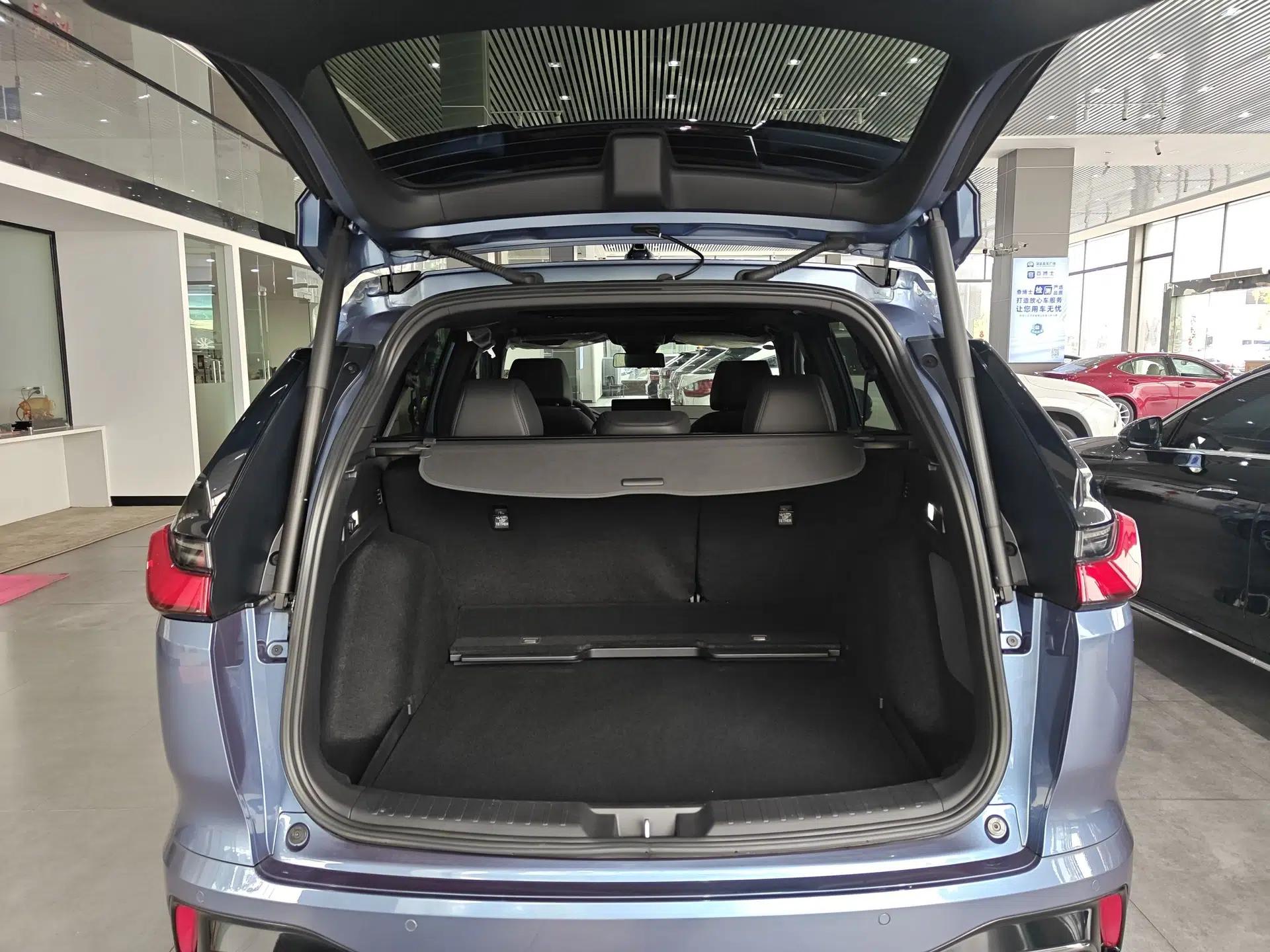 Honda Breeze New Energy 2023 ePHEV Ultimate Edition — миниатюра 21