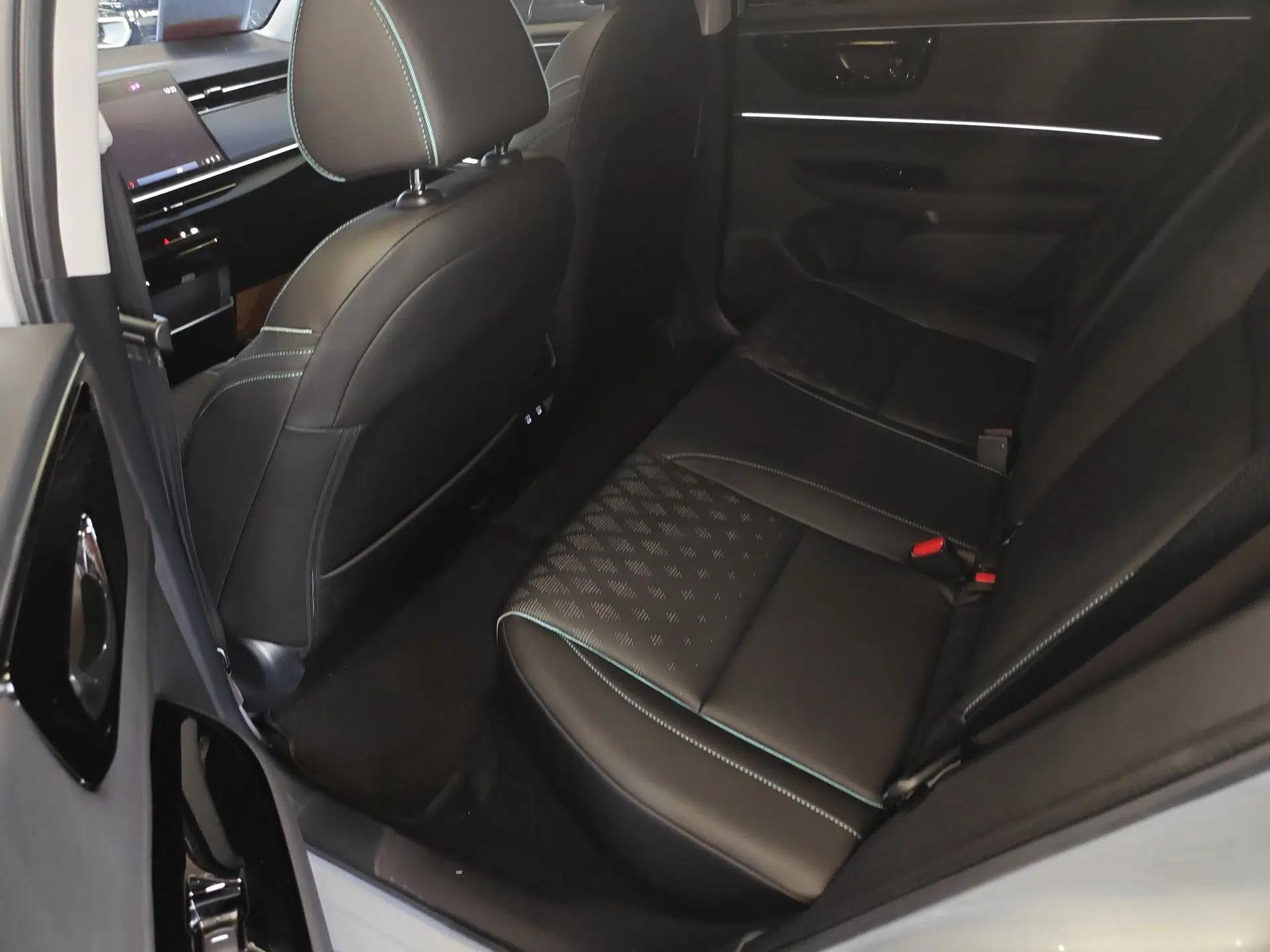 Honda e:NP2 2024 Advanced Edition — миниатюра 19