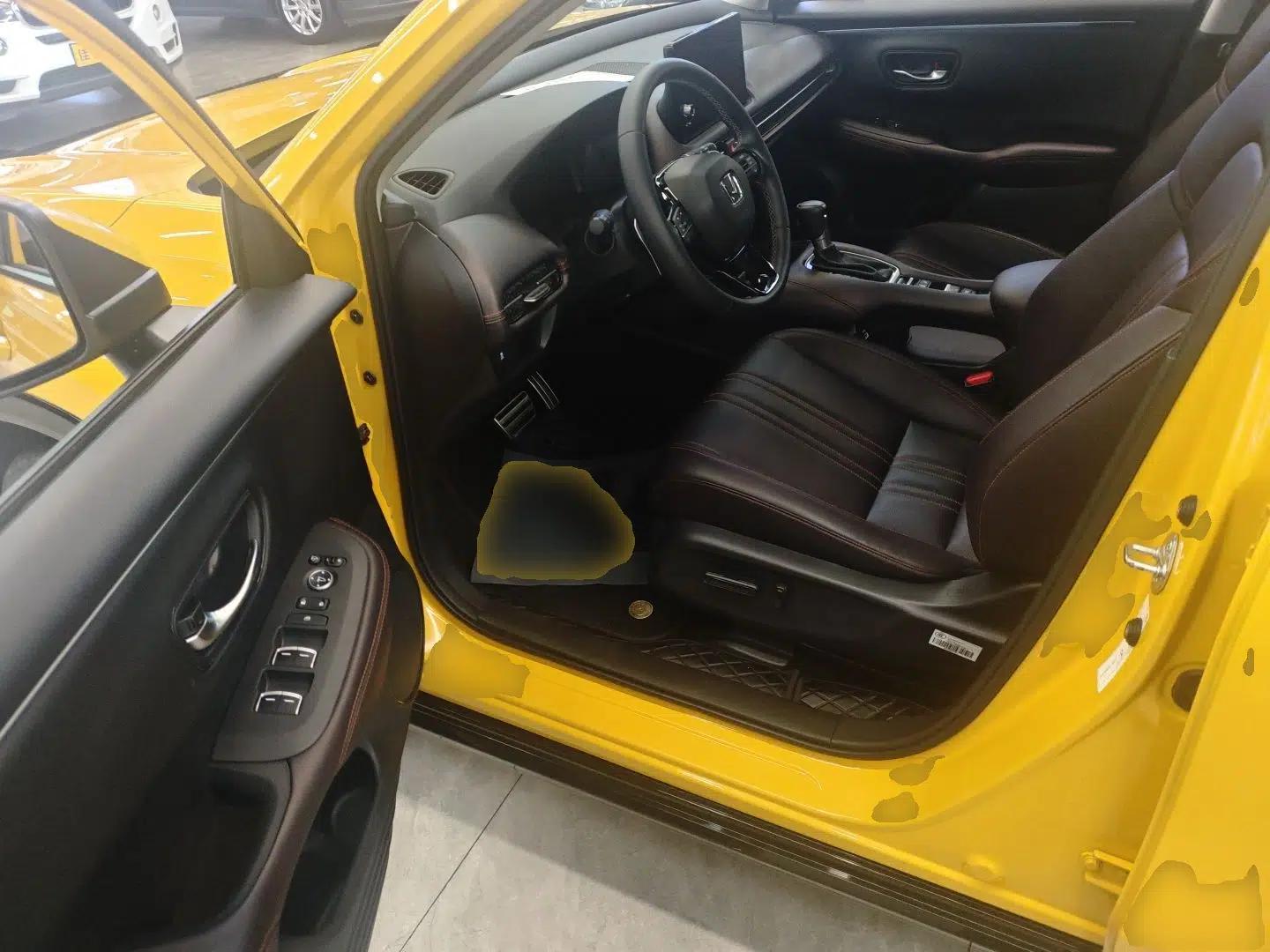 Honda ZR-V 2022 1.5T CVT Deluxe Edition — миниатюра 19