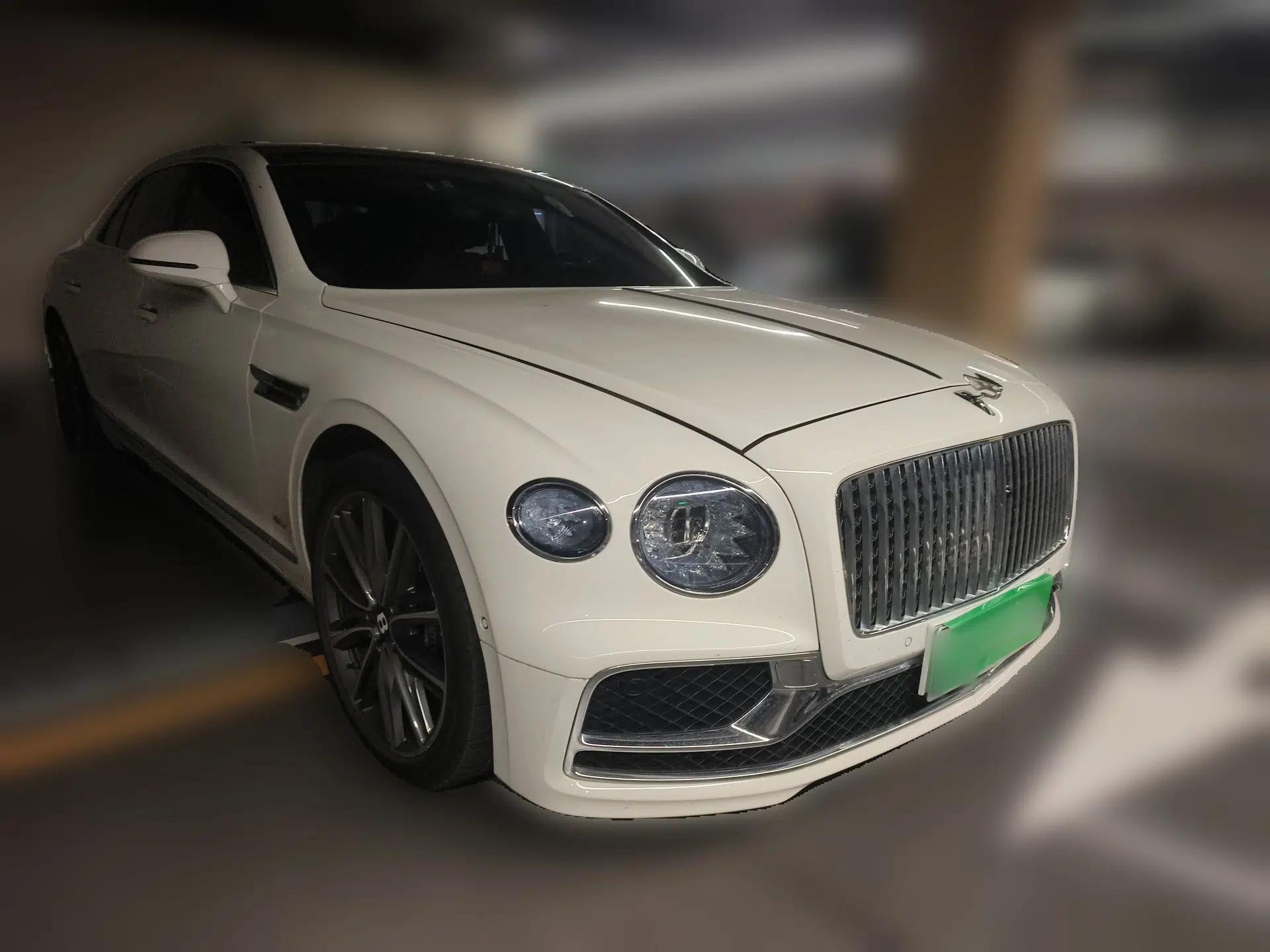 Bentley Flying Spur Plug-in Hybrid 2022 2.9T V6 Hybrid — миниатюра 3
