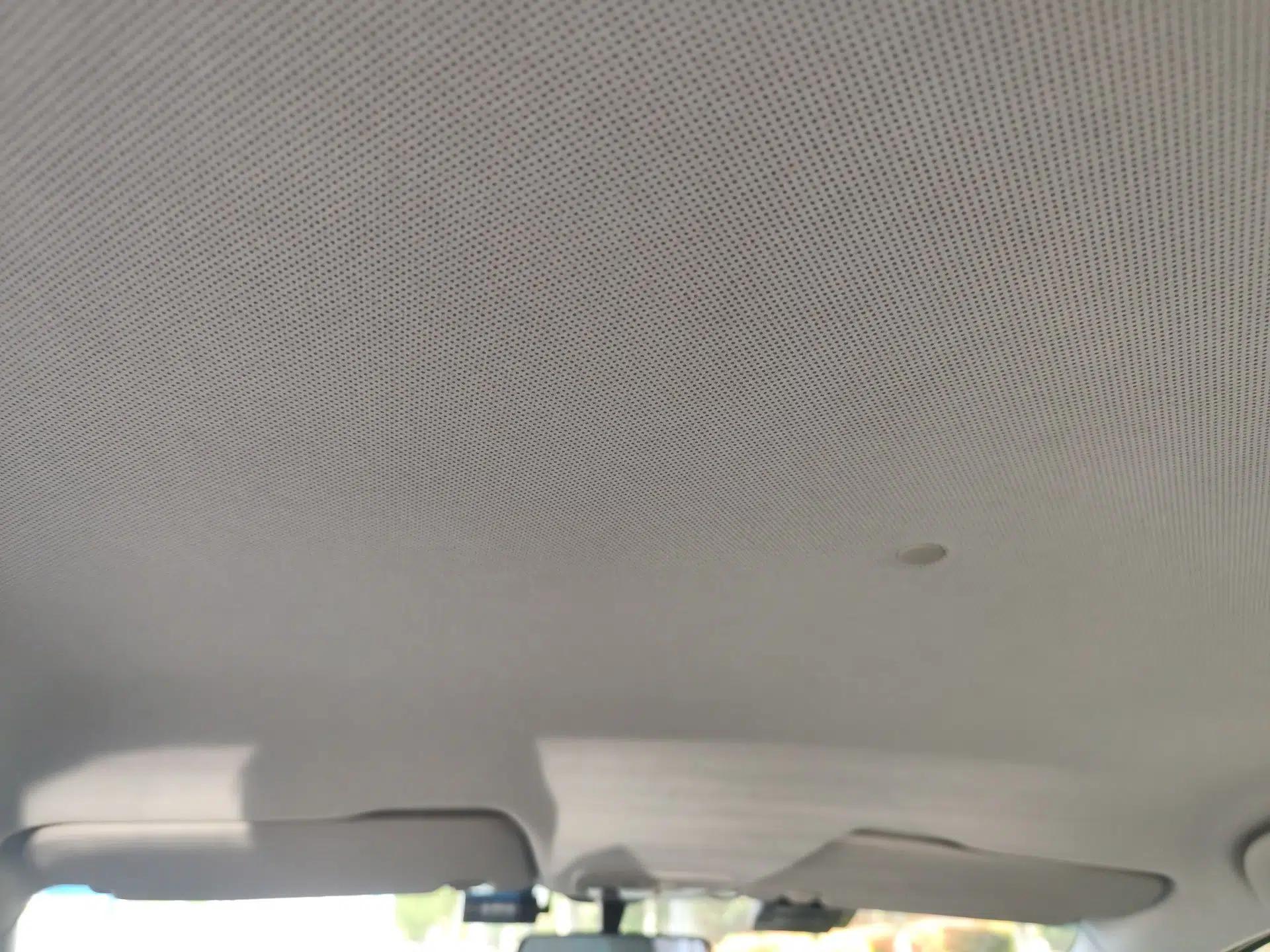 Baojun 630 2011 1.5L manual Comfort trim level — миниатюра 19