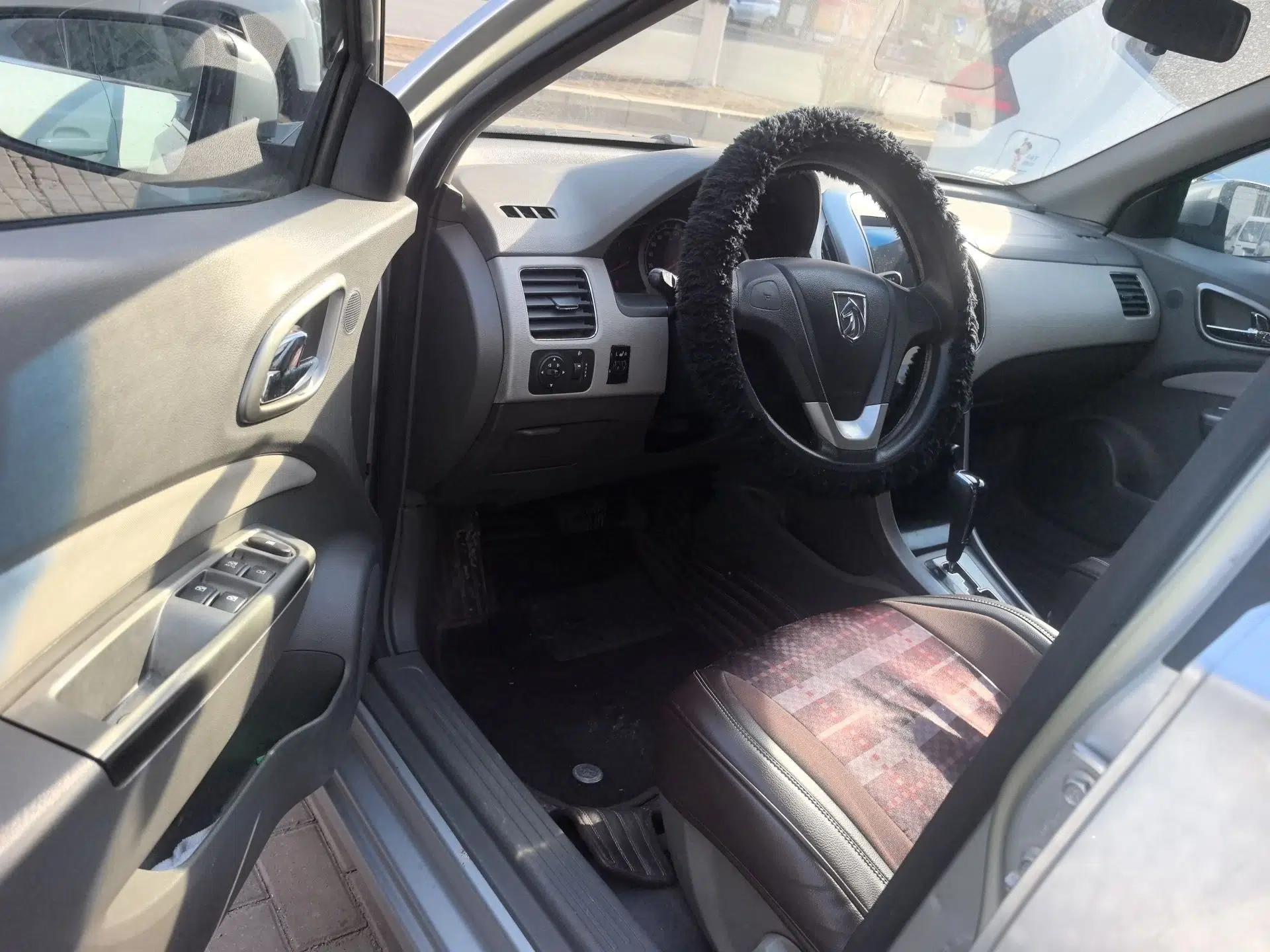 Baojun 630 2012 1.5L DVVT automatic comfort version — миниатюра 17
