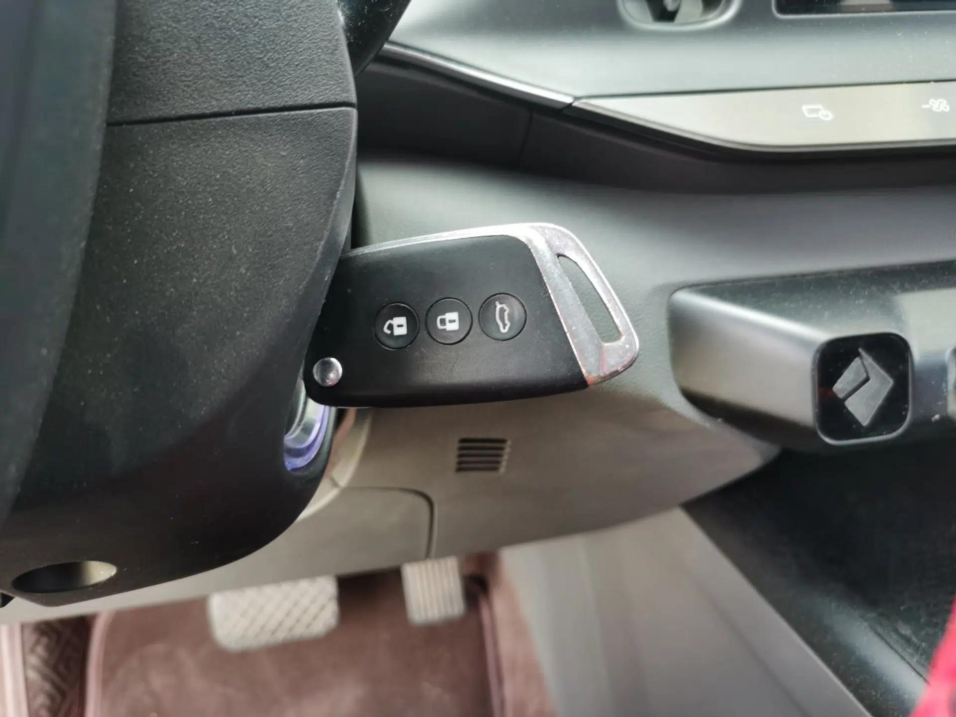 Baojun RC-5 2020 1.5L CVT Smart Elite Edition — миниатюра 9