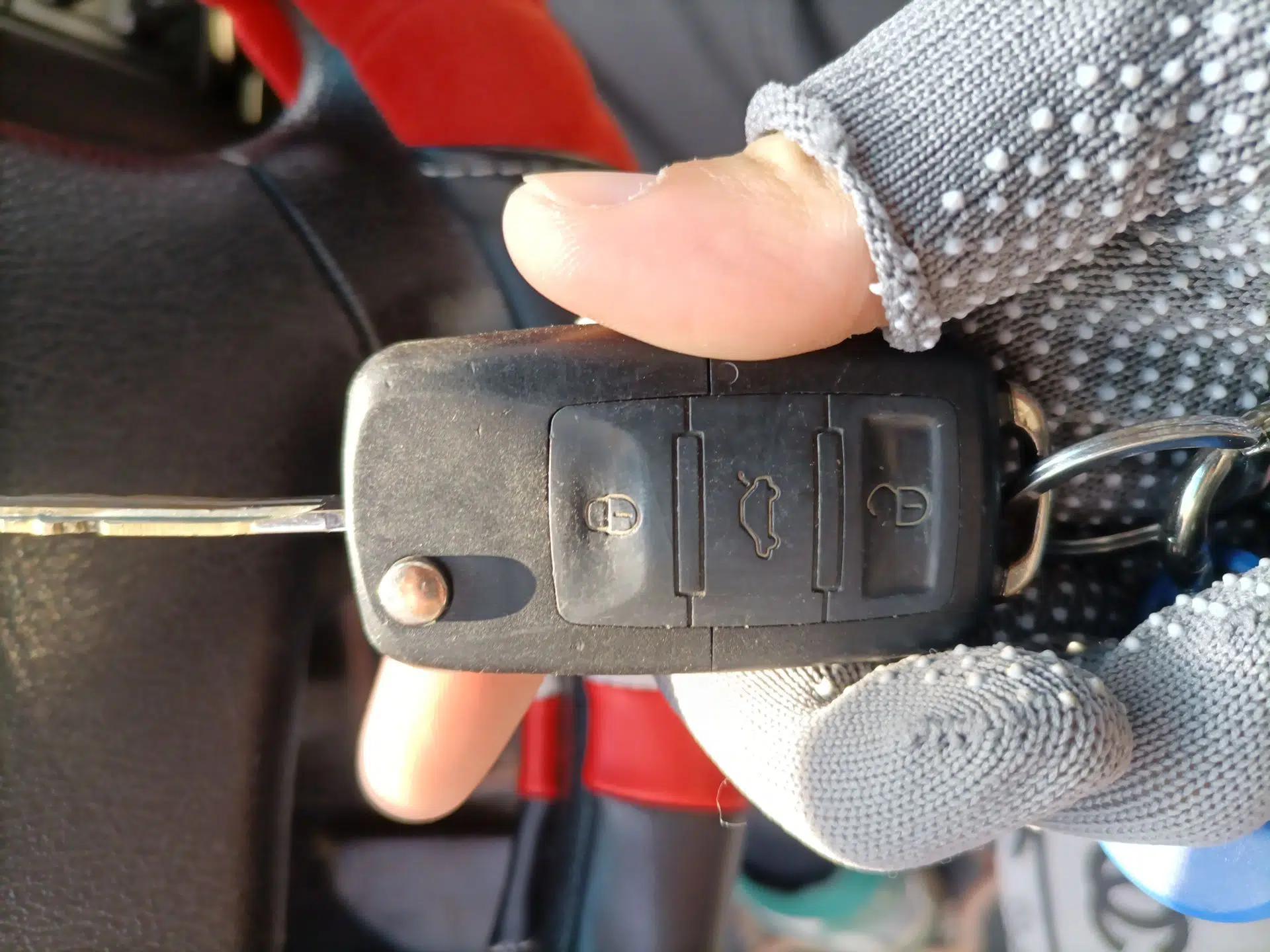 Baojun Lechi 2012 Revised 1.0L Manual P-TEC Standard Edition — миниатюра 9