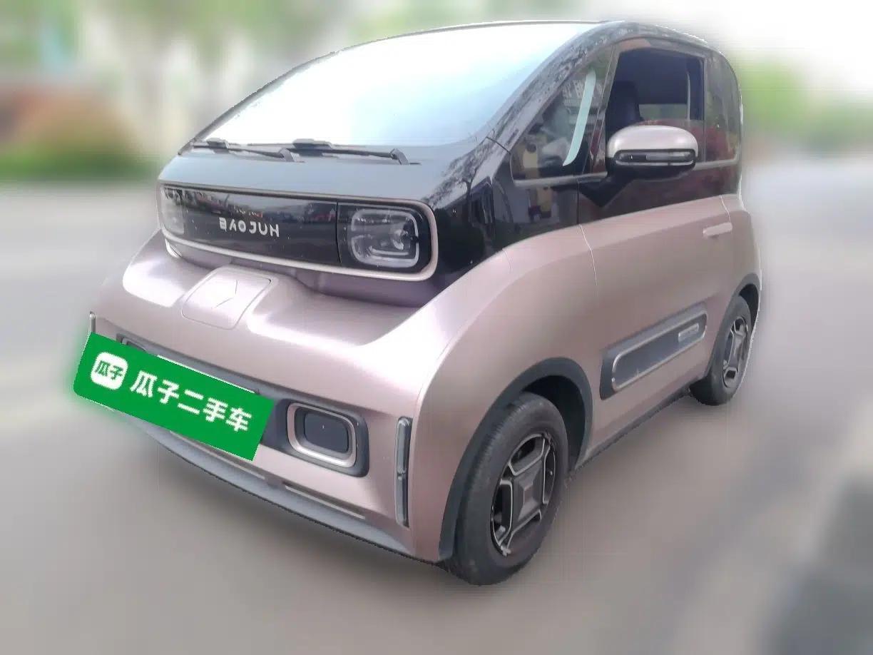 Baojun E300 2020 Starry Intelligence Edition — миниатюра 1