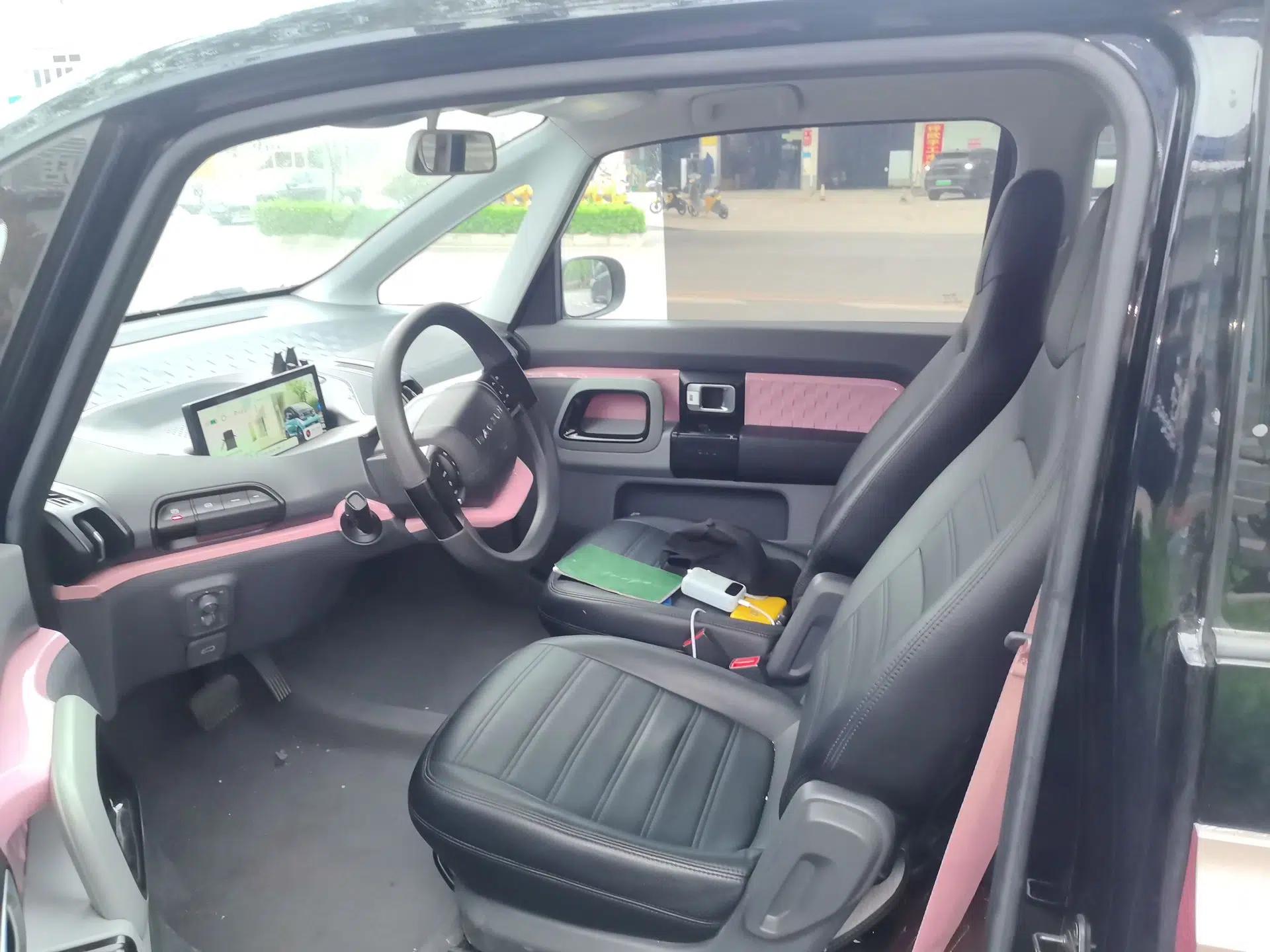Baojun E300 2020 Starry Intelligence Edition — миниатюра 16