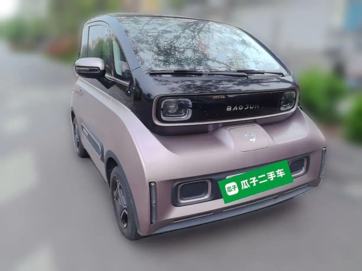 Baojun E300 2020 Starry Intelligence Edition — миниатюра 3
