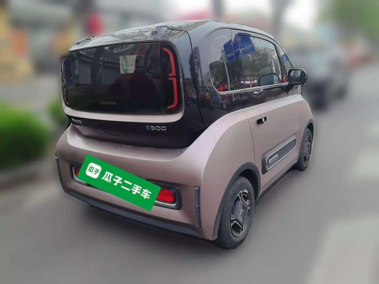 Baojun E300 2020 Starry Intelligence Edition — миниатюра 6
