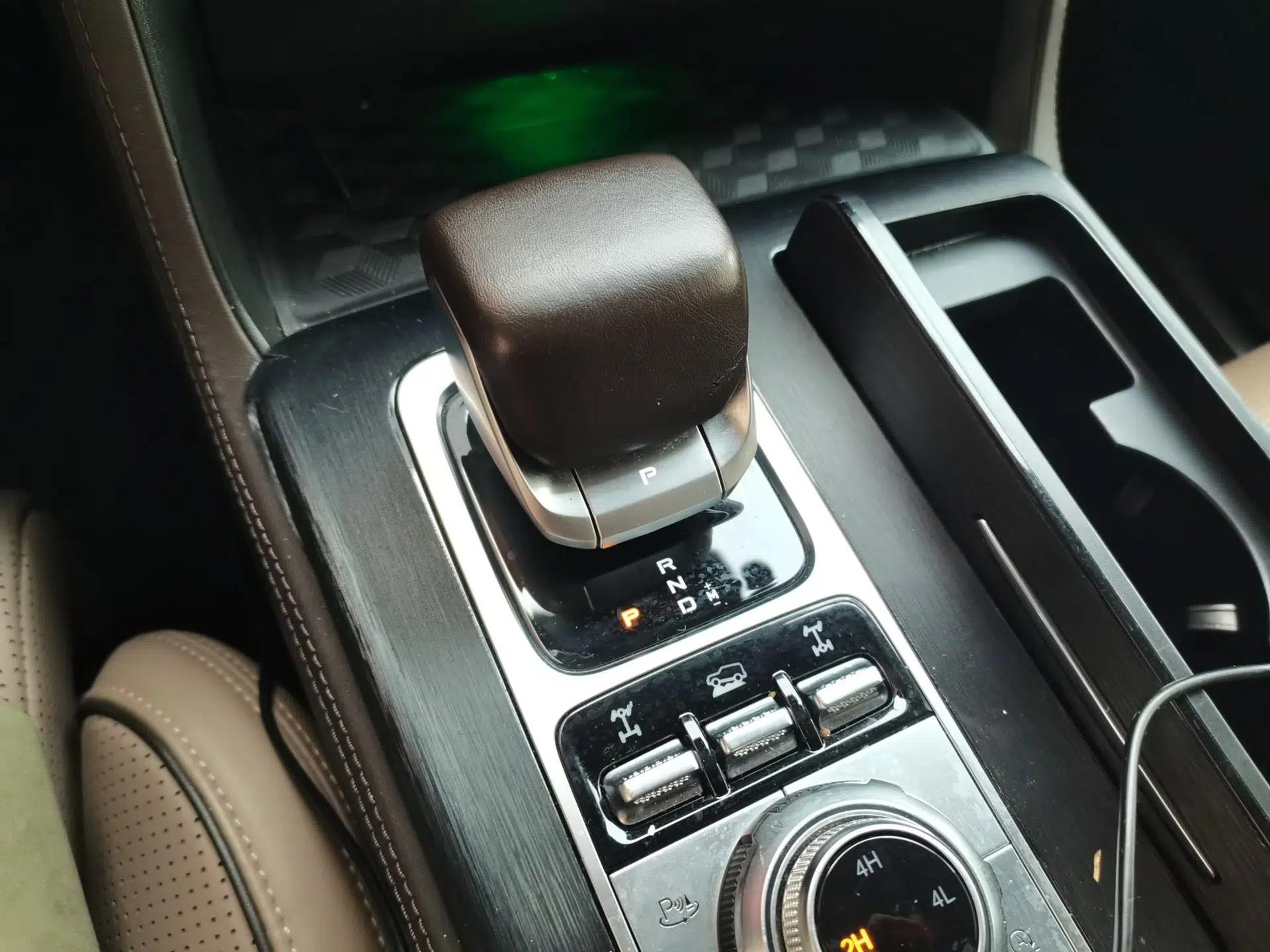 BAIC Off-Road BJ60 2022 2.0T May Day Edition Five Seats — миниатюра 15