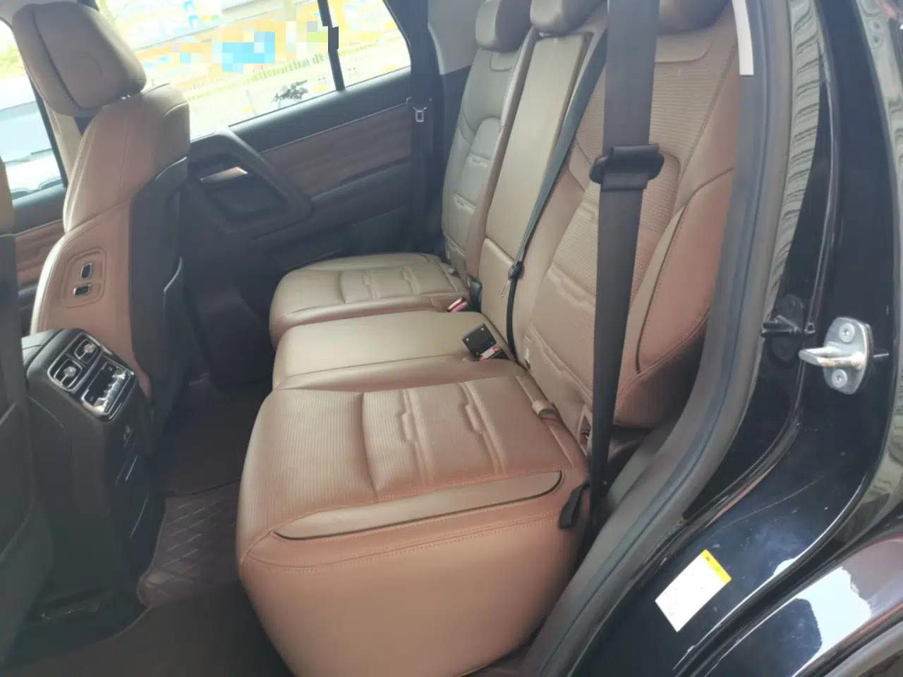 BAIC Off-Road BJ60 2022 2.0T May Day Edition Five Seats — миниатюра 18