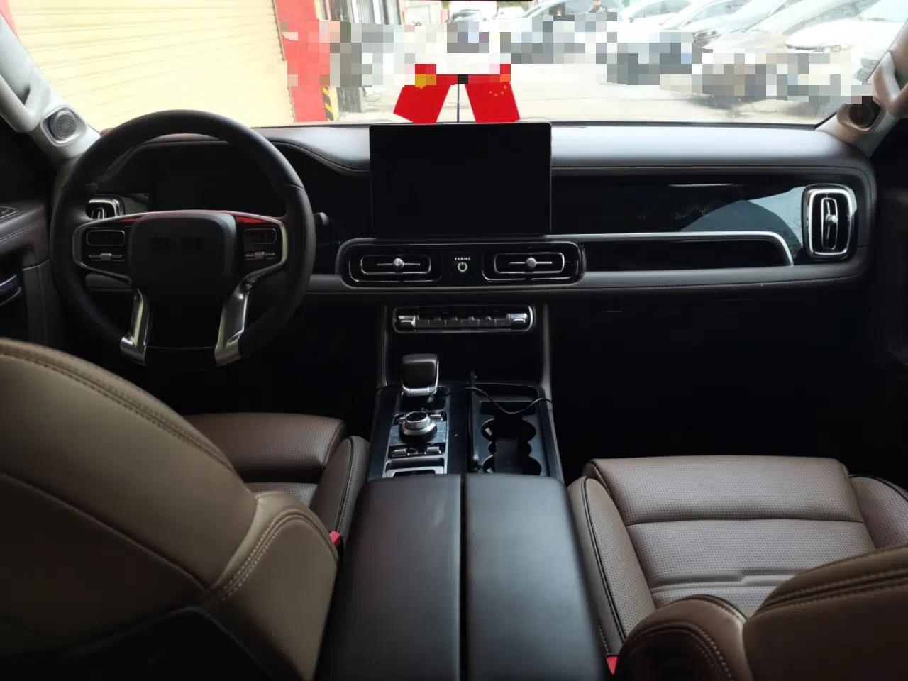 BAIC Off-Road BJ60 2022 2.0T May Day Edition Five Seats — миниатюра 10