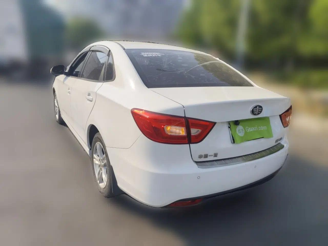 Bestune B30 2016 1.6L manual luxury version — миниатюра 4