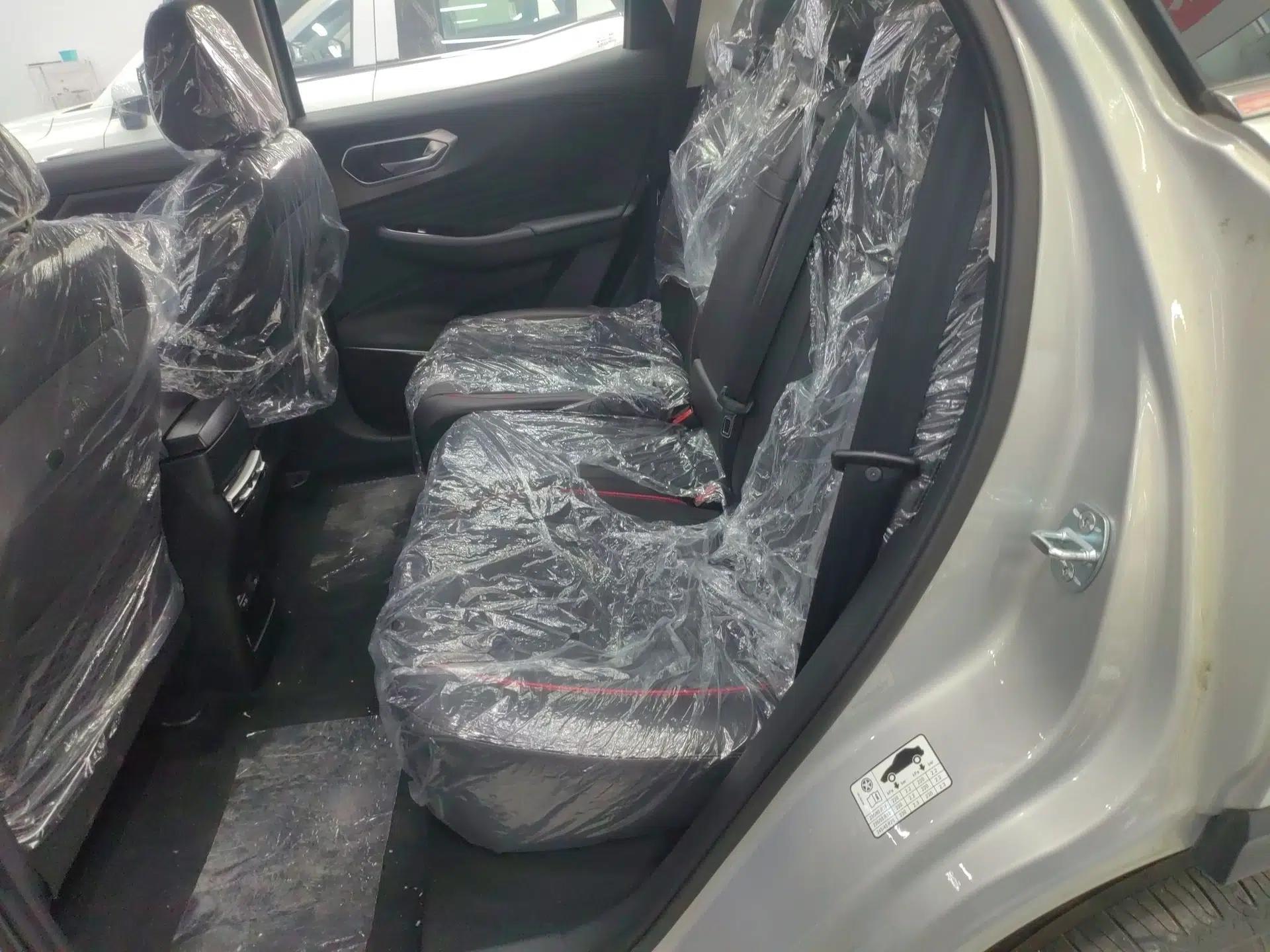 BAIC Beijing X7 2023 1.5TD DCT Premium+ Edition — миниатюра 20