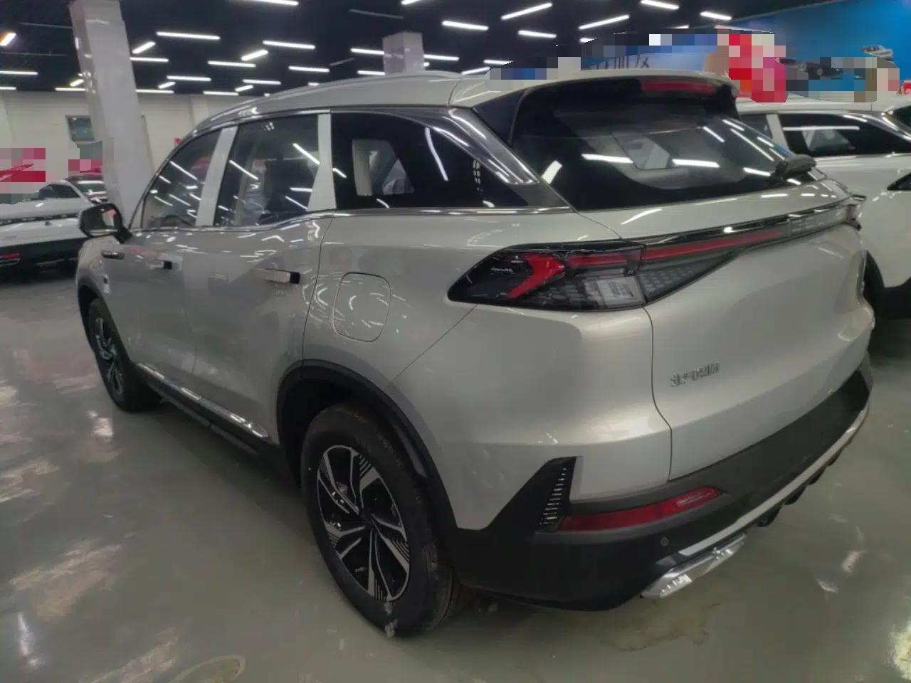 BAIC Beijing X7 2023 1.5TD DCT Premium+ Edition — миниатюра 4