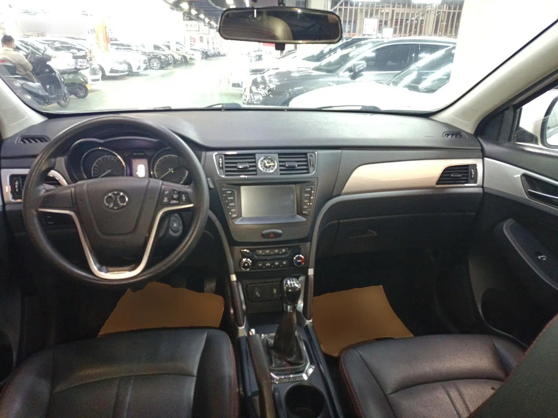 BAIC Senova X55 2016 1.5L Manual Comfort Version — миниатюра 12