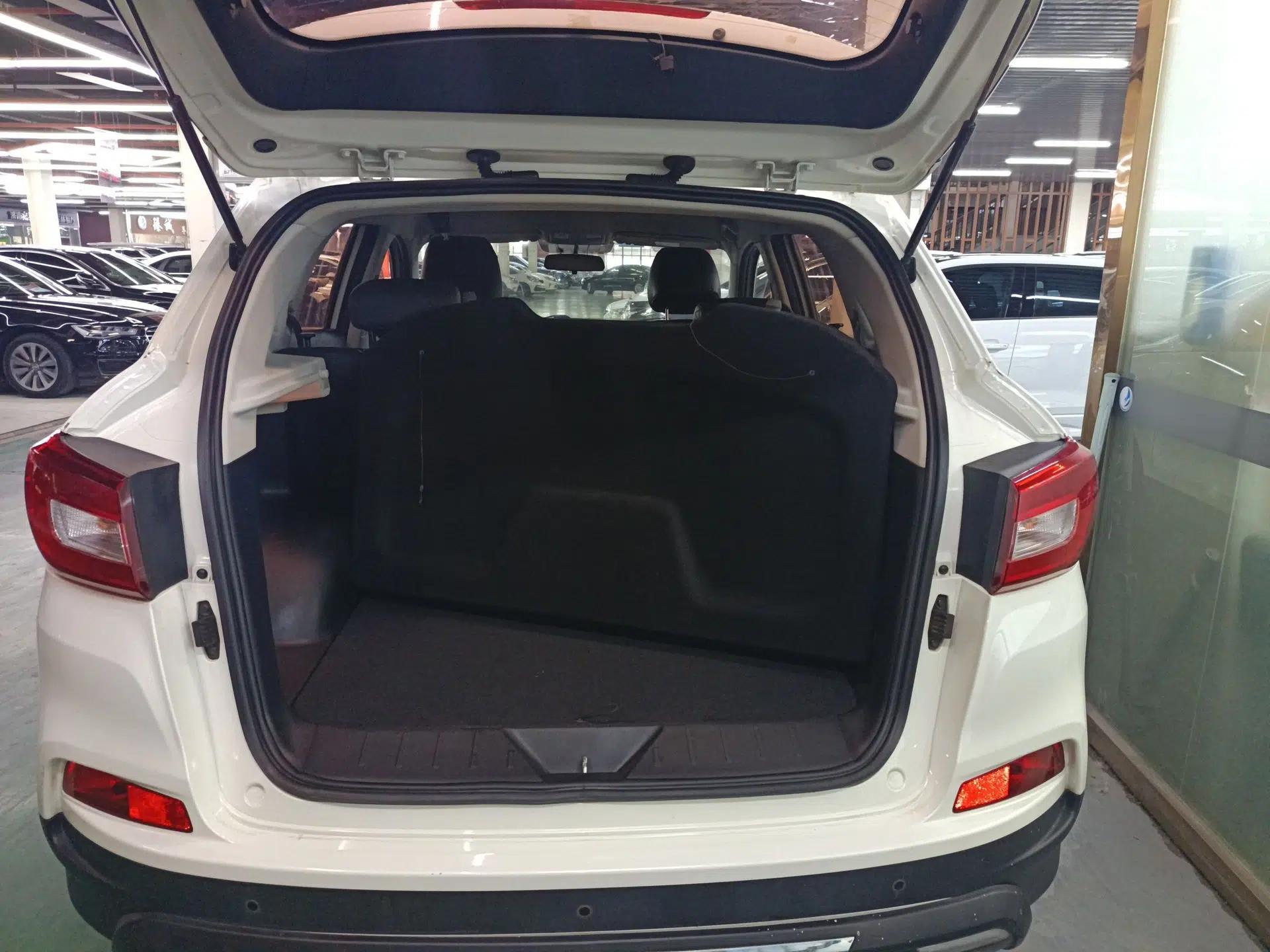 BAIC Senova X55 2016 1.5L Manual Comfort Version — миниатюра 21