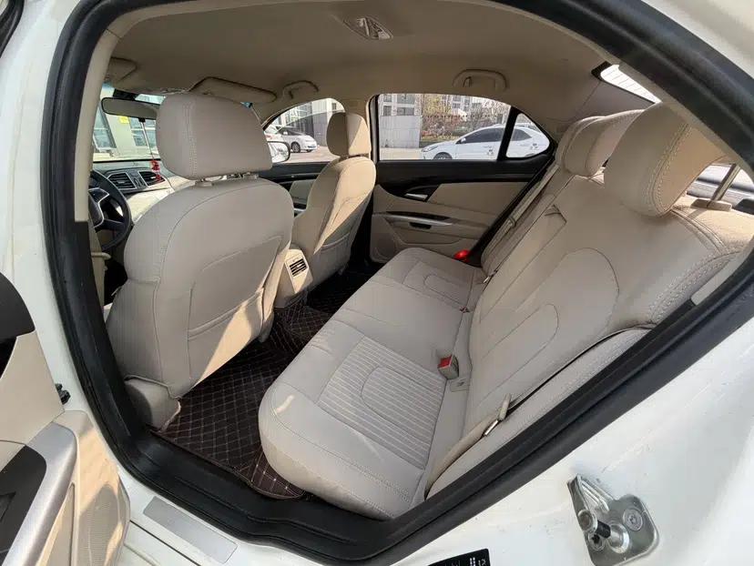 BAIC Senova D70 2013 2.0T Comfort Edition — миниатюра 19