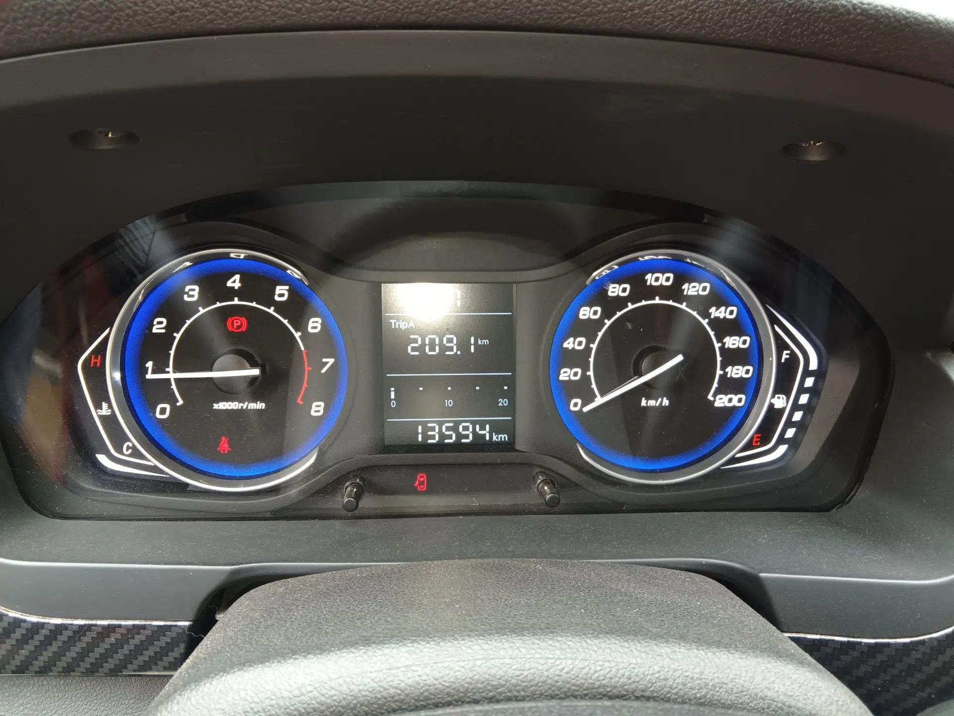 BAIC Senova X25 2015 1.5L manual Comfort trim level — миниатюра 12