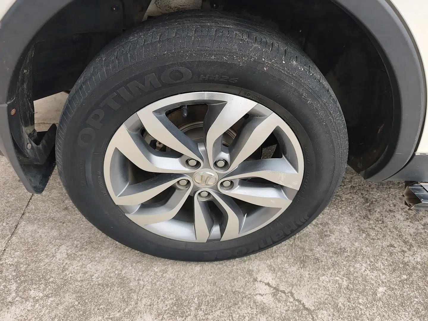 BAIC Senova X65 2015 2.0T Automatic Elite Model — миниатюра 10
