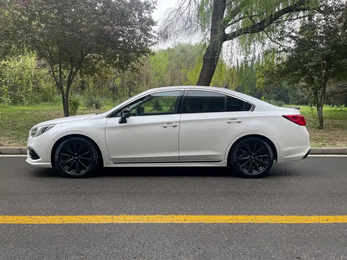 Legacy 2020 Facelift 2.5i Glory Limited Edition EyeSight — миниатюра 3