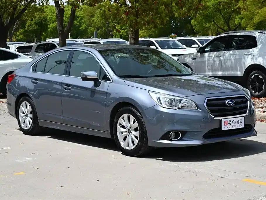 Legacy 2016 2.5i AWD Fashion Edition — миниатюра 8