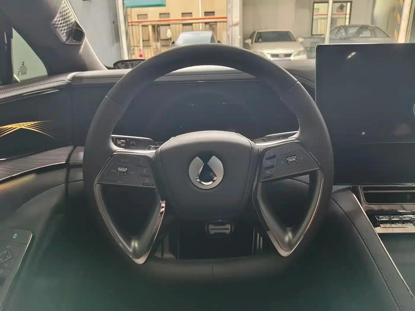 Denza Z9 2024 Model 1100km AWD Max Edition — миниатюра 15