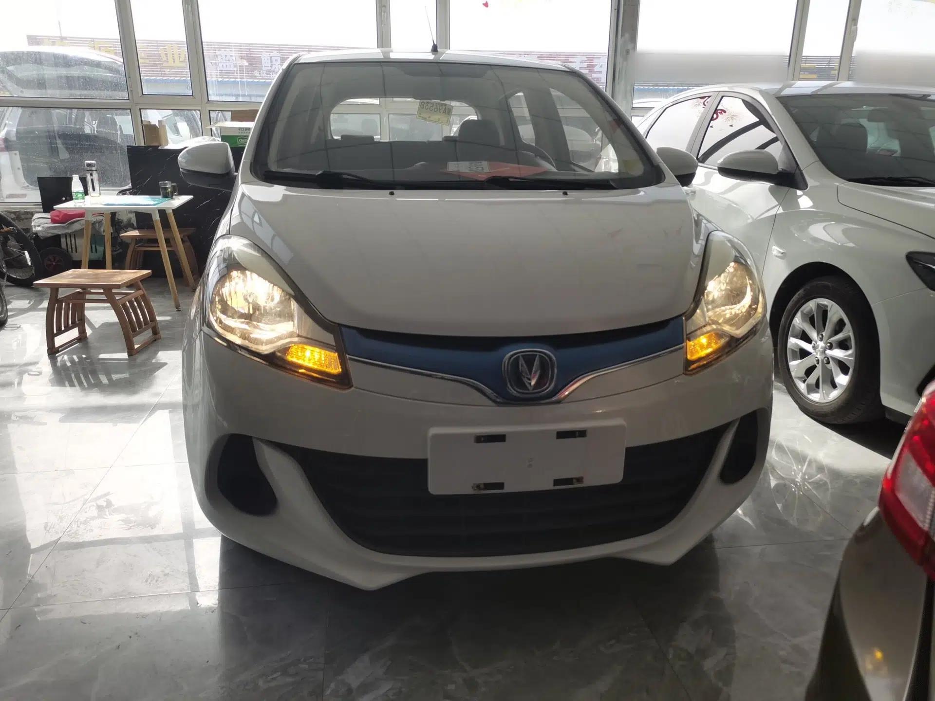 CHANGAN Benni EV 2019 EV360 Standard Model — миниатюра 2