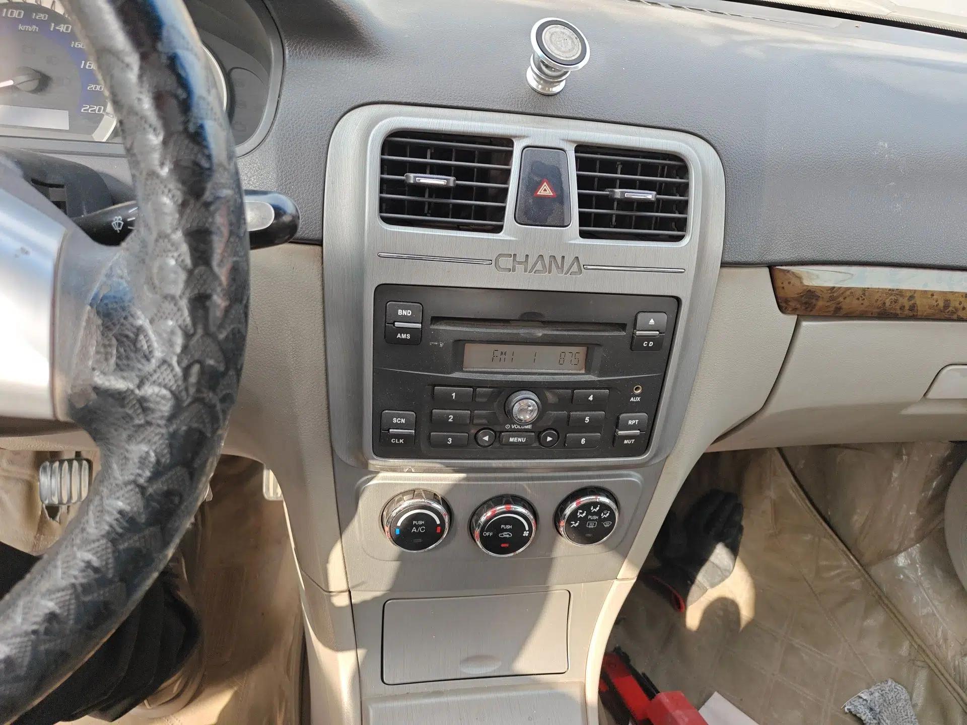 CHANGAN CX30 2012 Sedan 1.6L Manual Luxury Model — миниатюра 14